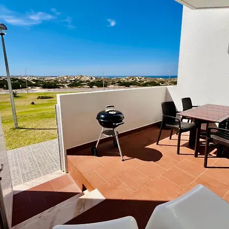 Luciana - Beachside, Balcony, Sunset View Apartment *